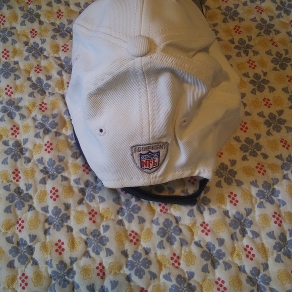 Hat - Picture 2 of 2